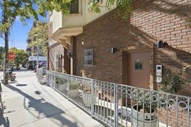 332 Manhattan Ave