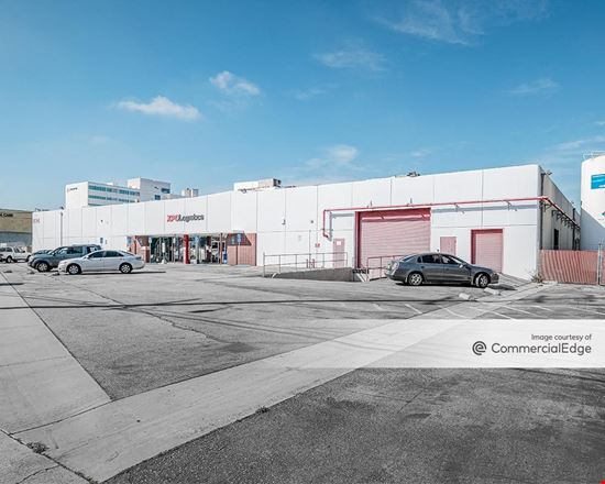 1921 East Mariposa Avenue