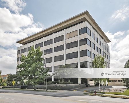Office space for Rent at 3130 Broadway Blvd in Kansas City