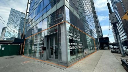 2,700 SF | 26-26 Jackson Ave | All Glass Frontage Retail Space for Lease - Long Island City