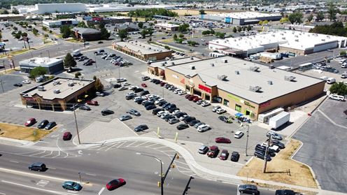 Prime Inline Retail Space in Layton