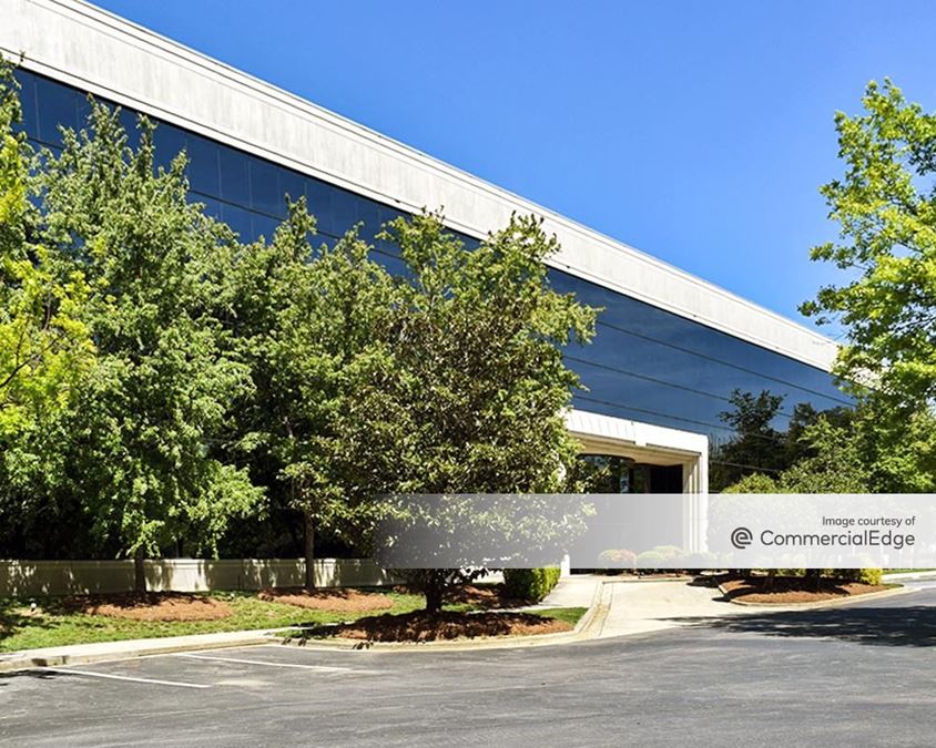 The Alamance Building - 4905 Koger Blvd, Greensboro, NC | CommercialSearch