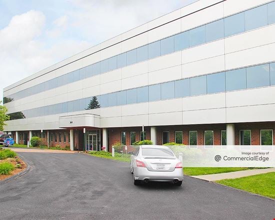 Northern Westchester Executive Park - 2649 Strang Blvd