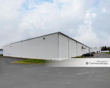 Industrial space for Rent at 400 East Dixie Drive in Dayton