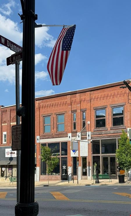 Retail space for Rent at 251 S Main St in Butler