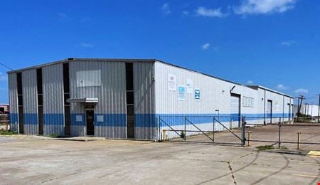 Industrial space for Rent at 7302 Leopard St in Corpus Christi