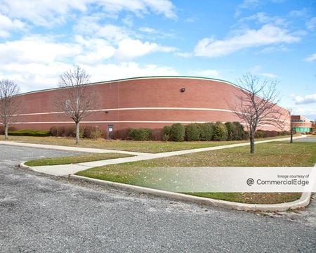 555 North Research Place - Central Islip