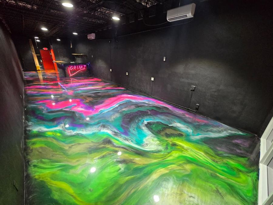 Unique & Creative Space in Awesome Location!