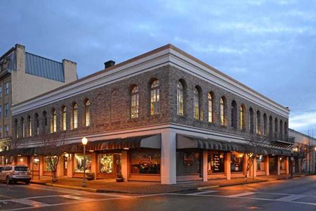 The HighRoad Building - Coos Bay