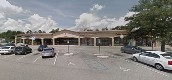 Cross Creek Shopping Center