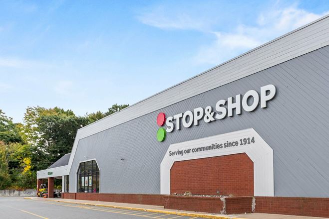 North Smithfield, RI - Stop & Shop Pad Site
