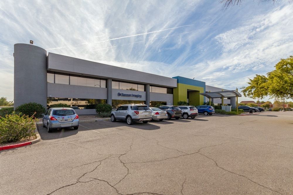 Baywood Health Center | For Lease or Sale