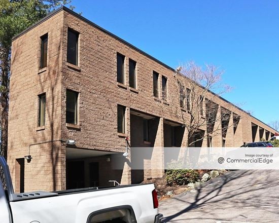 318-320 Bear Hill Road