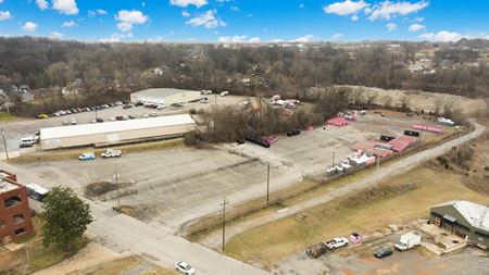 Photo of commercial space at Frosty Morn Drive in Clarksville