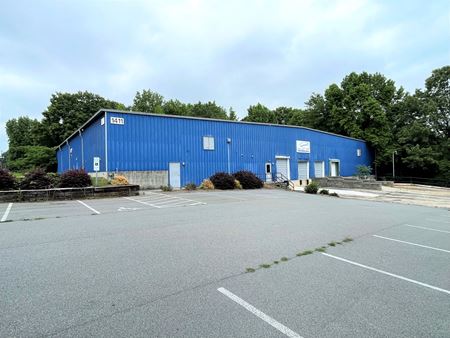 Commercial space for Rent at 1411 Dale Earnhardt Boulevard in Kannapolis