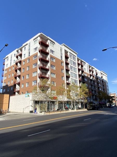 Photo of commercial space at 6466 N Sheridan Road in Chicago