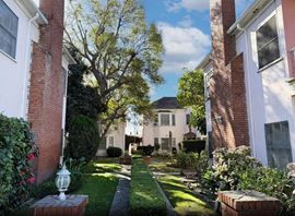 Windsor Court Apartments