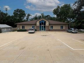 3717 Center Point Rd NE