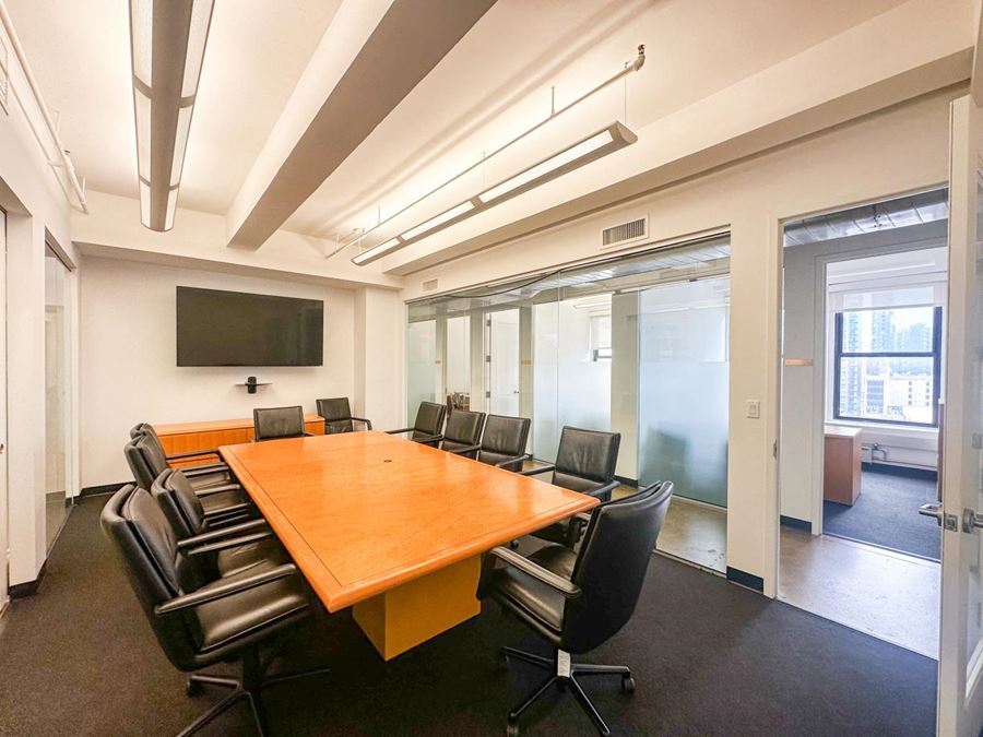 589 Eighth Avenue - 16th Floor Sublease