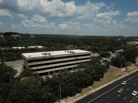 5929 Balcones Dr