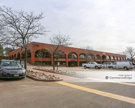 Marketplace Courtyard - Building E