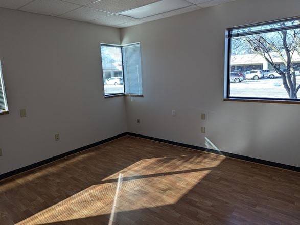 Professional Office Building on Cottage Grove Rd