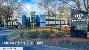 Bank Owned Office Building | ±31,366 SF