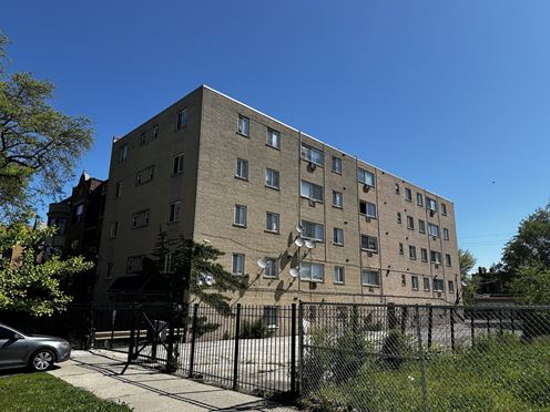 4725 S Michigan