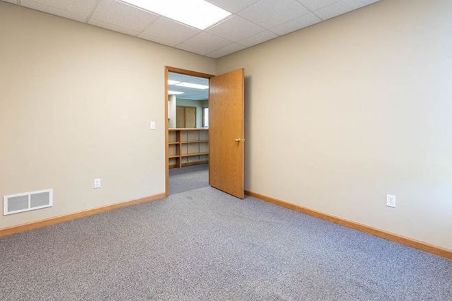 57 Davison Court Medical & Professional Offices