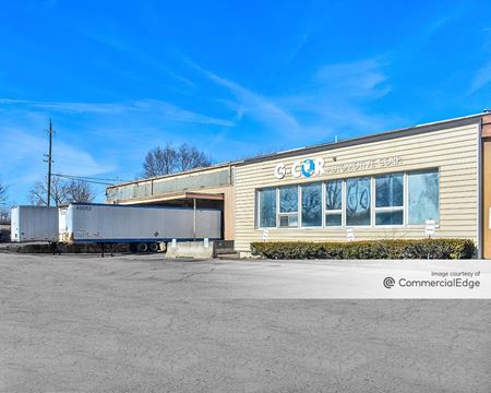 Industrial space for Rent at 2100 Refugee Road in Columbus