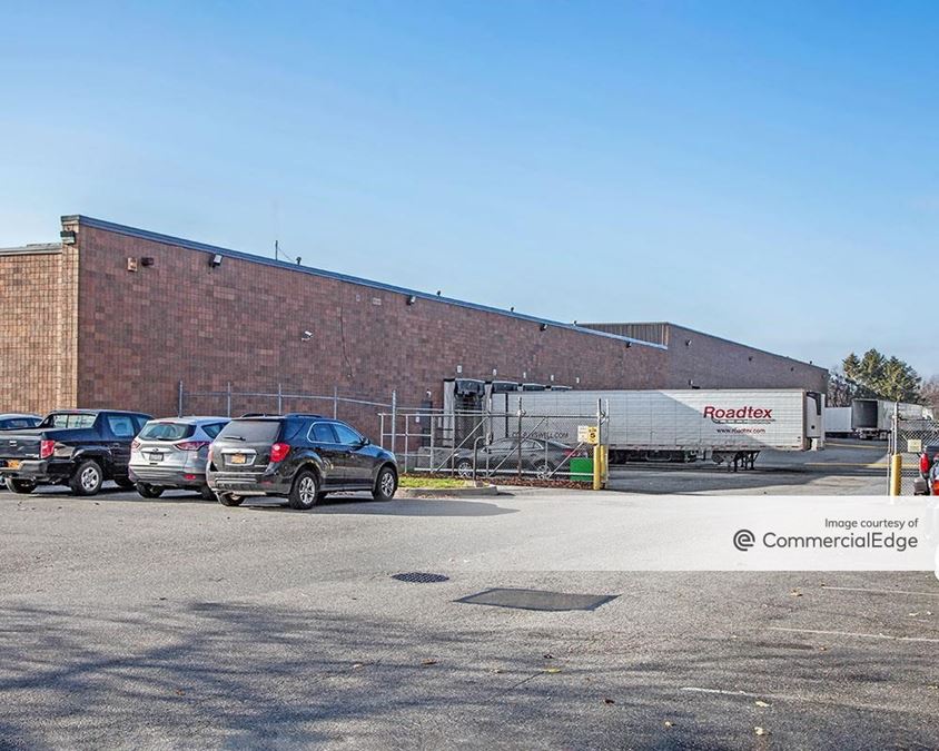 90 Orville Drive, Bohemia industrial Space For Lease