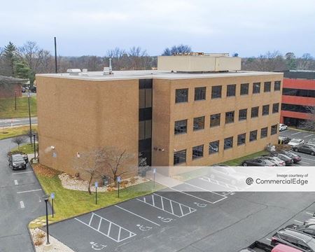 Photo of commercial space at 11433 Olde Cabin Road in St. Louis