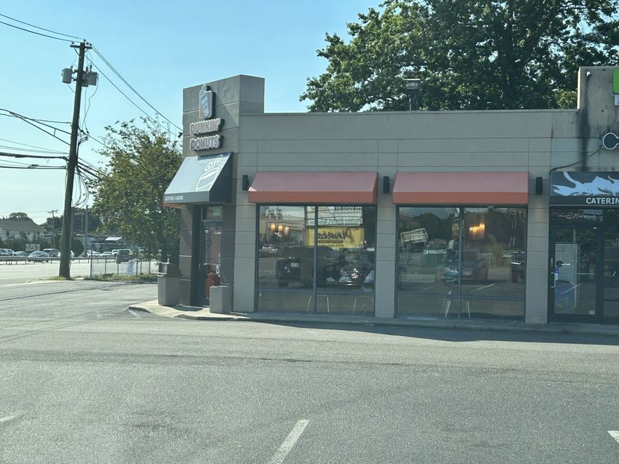 Former Dunkin' Donuts for Lease