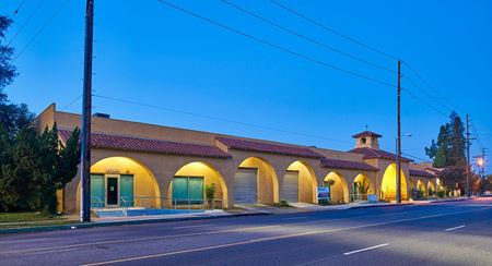 Industrial space for Rent at 18310-18330 Oxnard Street in Tarzana