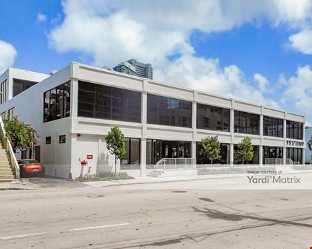 Office space for Rent at 3415 NE 2nd Ave in Miami