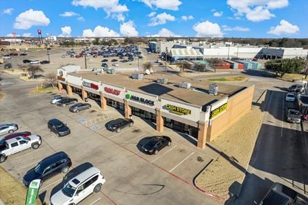 Retail space for Rent at 1517 Interstate 35 N in Waco