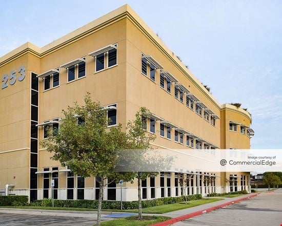 Clear Lake - 251 & 253 Medical Center