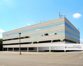 River Drive Center II
