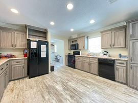 5902 NW 1st Place