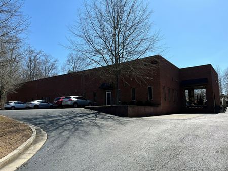 Photo of commercial space at 5950 Parkway North Boulevard in Cumming