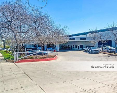 Photo of commercial space at 7055 North Palm Avenue in Fresno