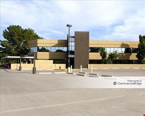 Camelback Lakes Corporate Center