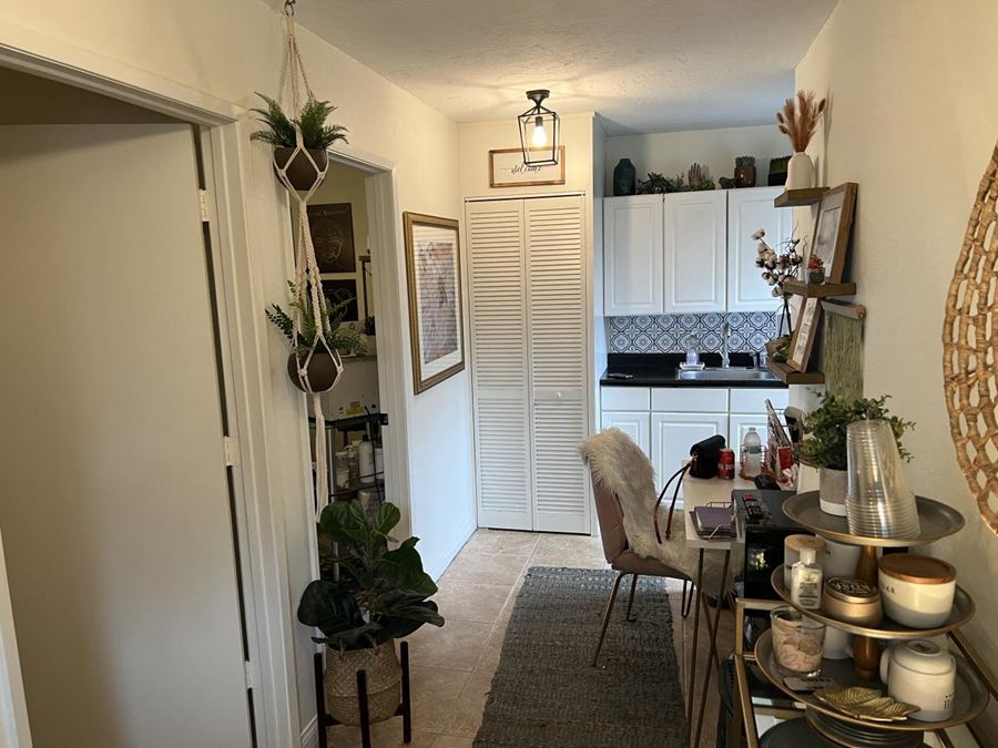 2808-2810 Pio Pico Drive