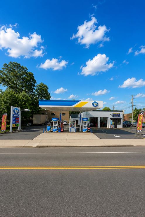 90 Hackensack Ave