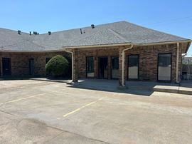 SW 89th and Western - Multi Unit Office