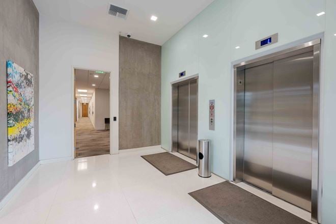 2082 Michelson Executive Suites