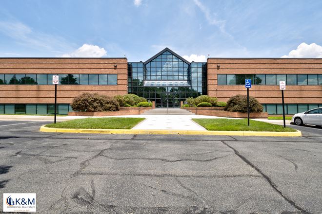 Park Meadow Dr. Office Complex