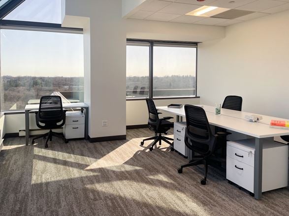 Regus - Westmont - Oakmont Plaza Drive