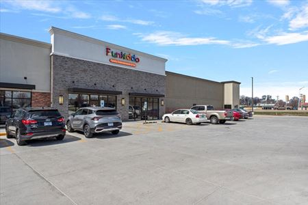 Photo of commercial space at 3101 S MacArthur Blvd in Springfield