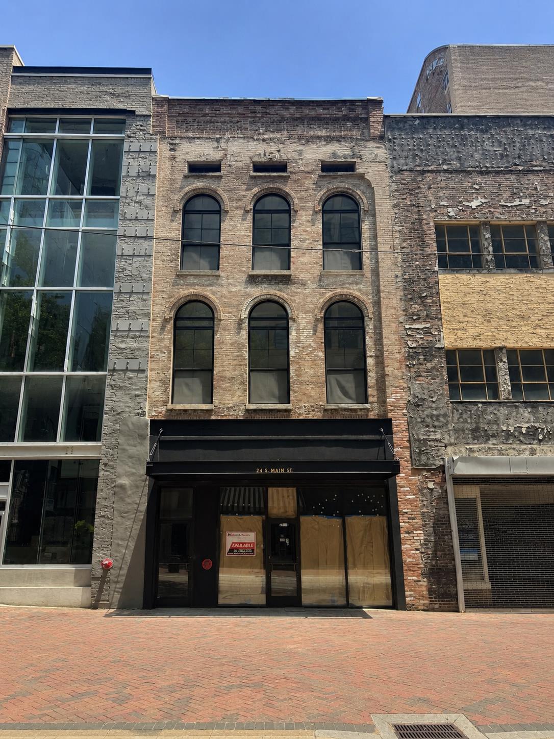 24 S Main St, Memphis, TN 38103